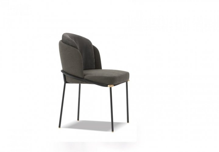 Black Chair | Belusso Furniture